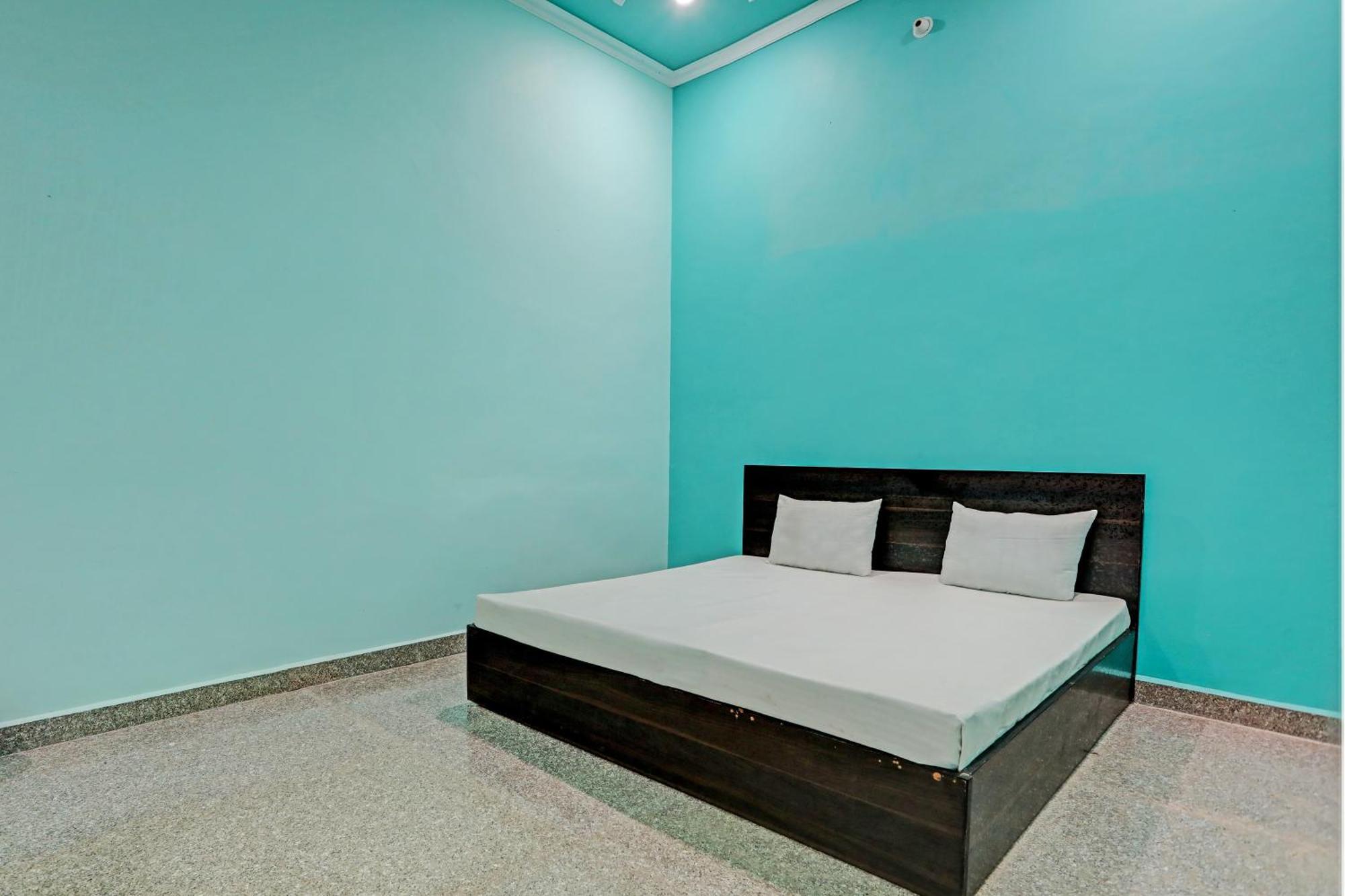 Oyo Moon Light Hotel Etah Exterior photo