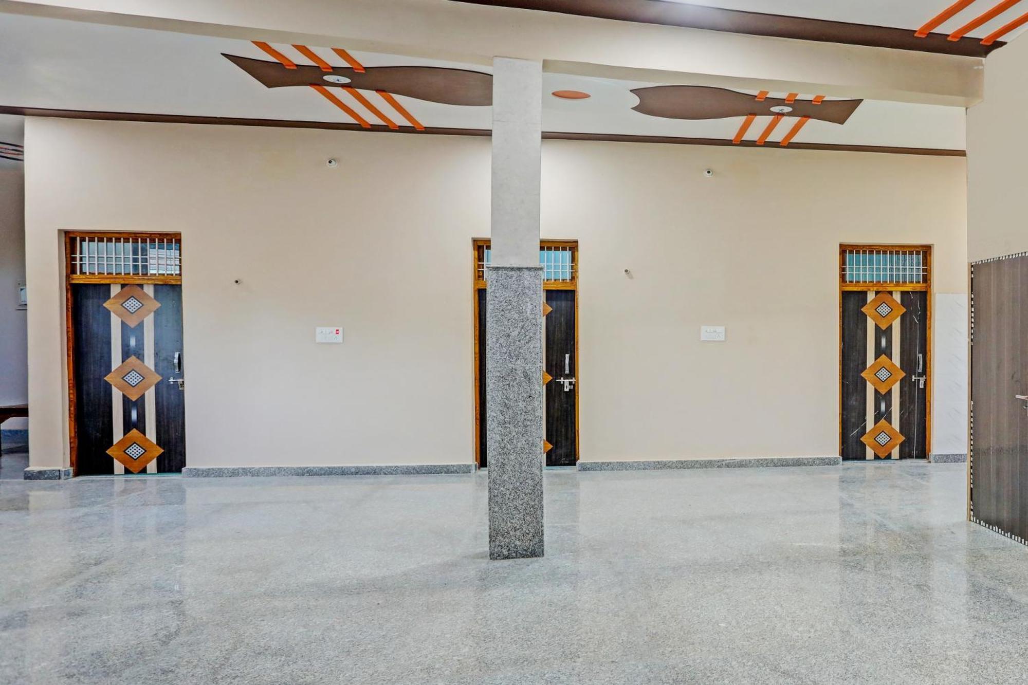 Oyo Moon Light Hotel Etah Exterior photo